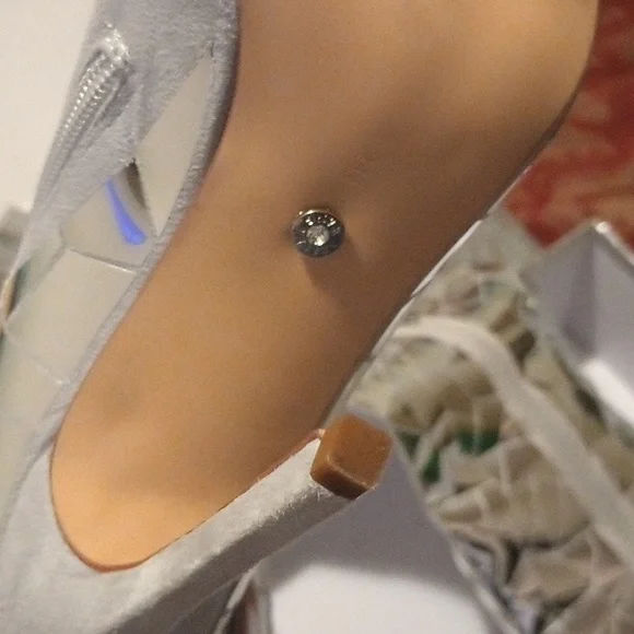 Silver Heeled Boots - Picture 4 of 7